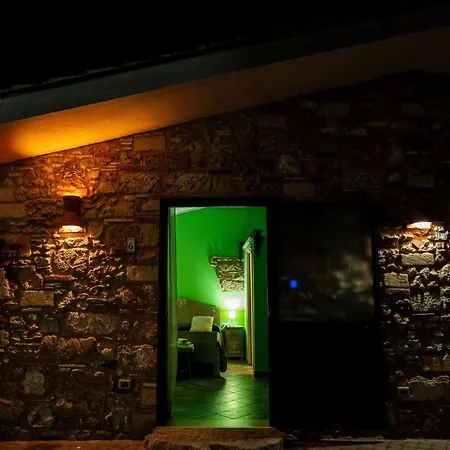 Bed & Breakfast Rhelizeone & جميل *