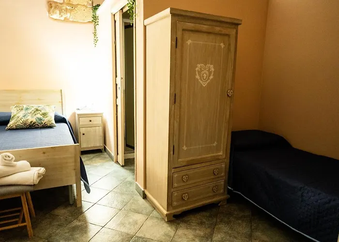 Bed & Breakfast Rhelizeone & جميل Palermo