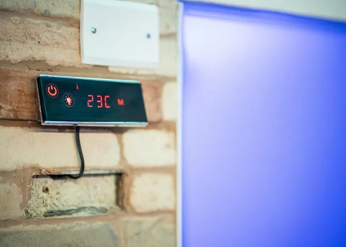 Rhelizeone & جميل B&B