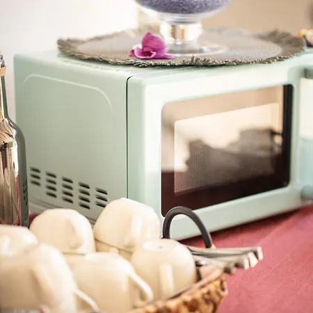 Bed & Breakfast Rhelizeone & جميل Palermo