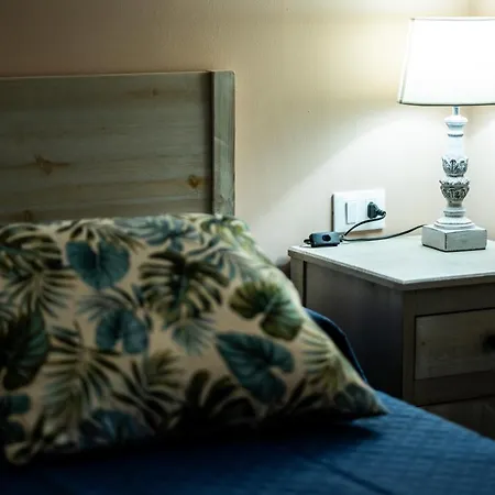 Rhelizeone & جميل Palermo