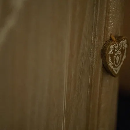 Rhelizeone & جميل 3*