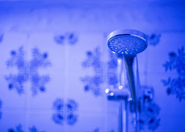 Rhelizeone & جميل 3*