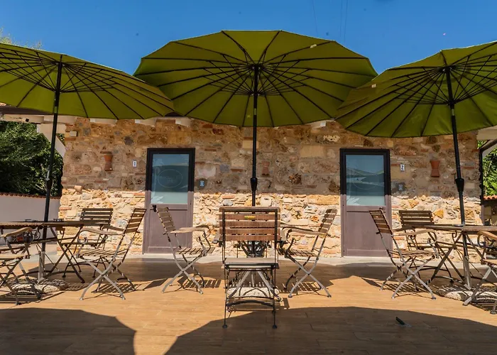 Rhelizeone & جميل 住宿加早餐酒店